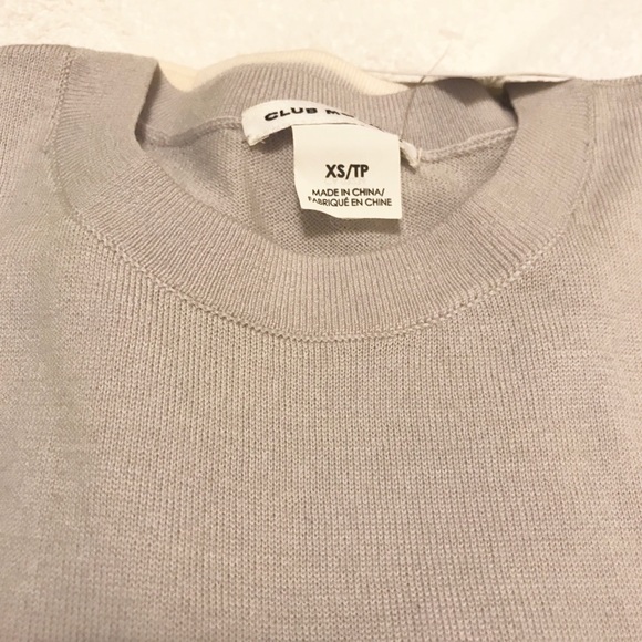 Club Monaco Wool Light Sweater (XS) Color Lavender - Picture 2 of 7